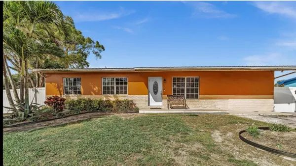 $340,000 | 848 Southeast 3rd Street, Belle Glade, FL 33430