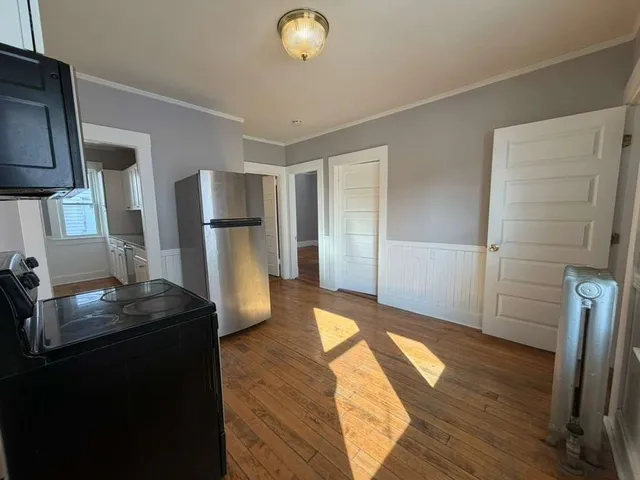 $2,900 | 246 Rogers Street, Unit 1, Lowell, MA 01852