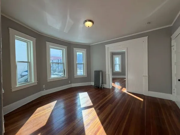 $2,700 | 246 Rogers Street, Unit 1, Lowell, MA 01852