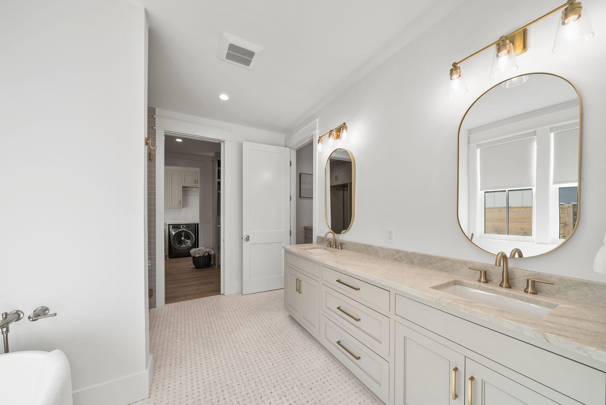 153 Cedar Street Santa Rosa Beach, FL 32459 - Photo 33 of 64 Master 1st Floor