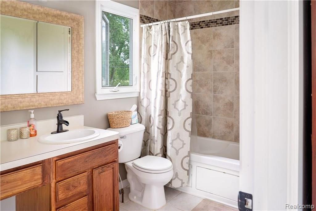 43790 Burtrig Road Belleville, MI 48111 - Photo 30 of 32