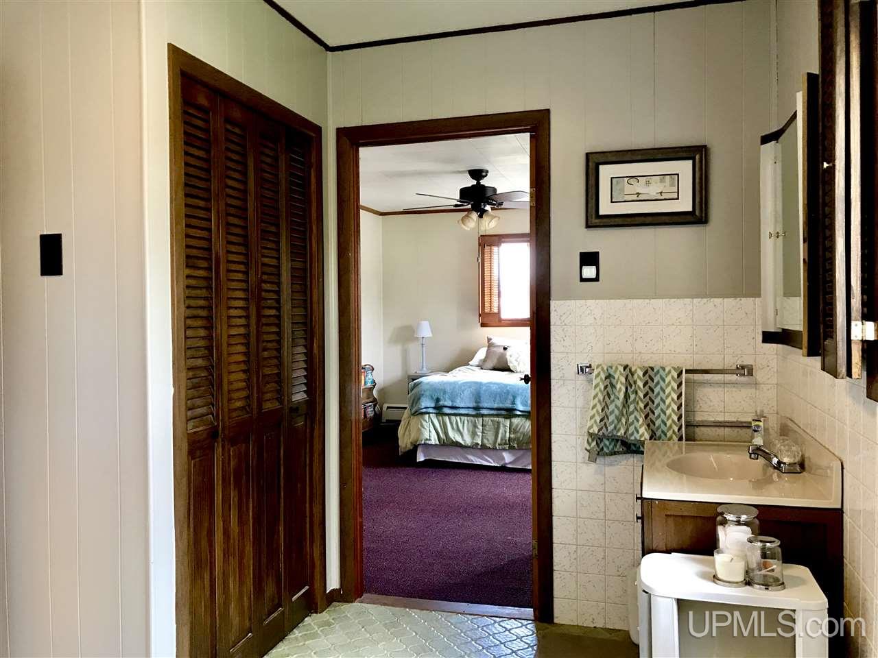 748 Michigan Street Ishpeming, MI 49849 - Photo 19 of 29 Gallery Image 19