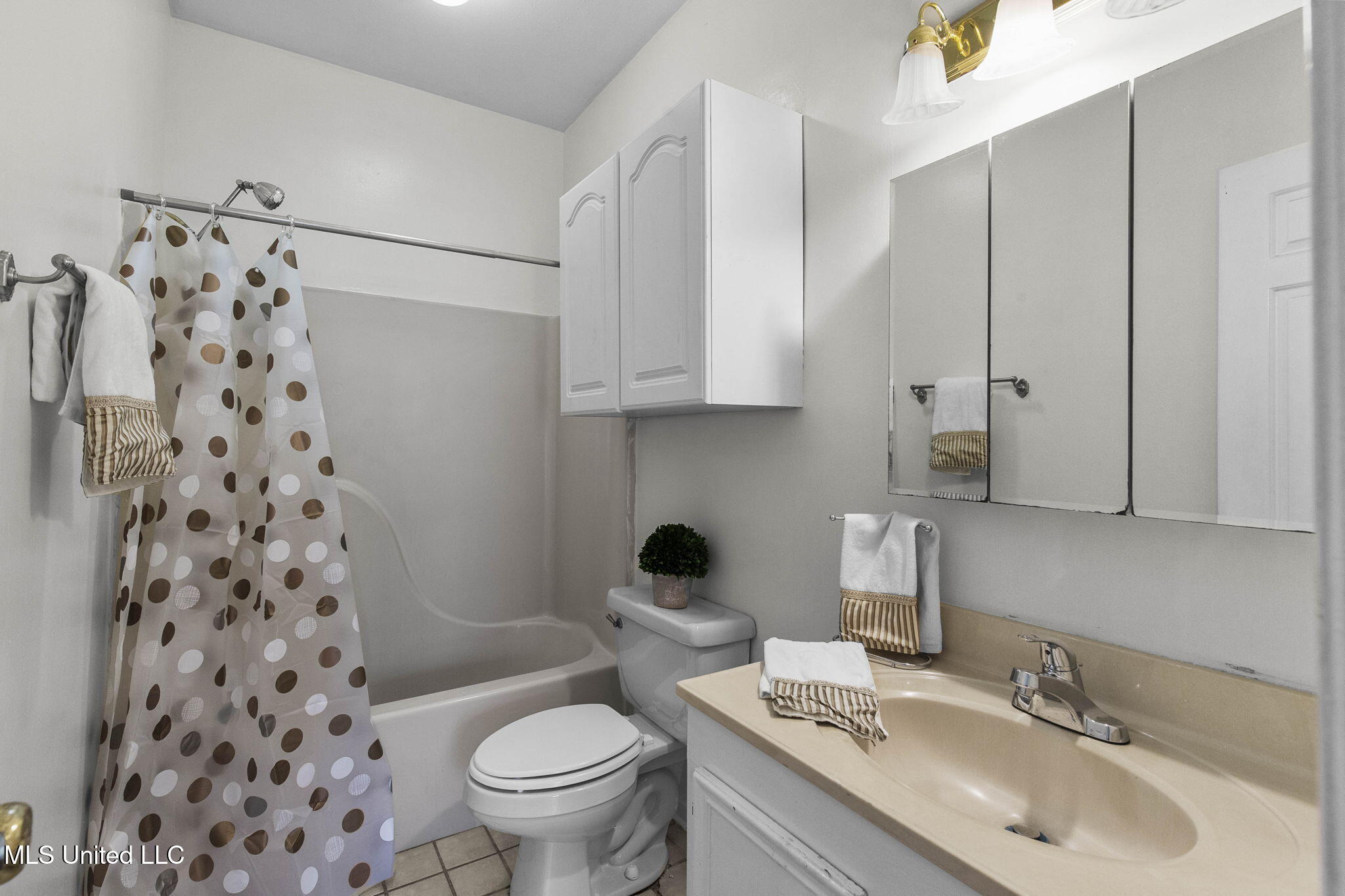 5072 Shadow Ridge Jackson, MS 39211 - Photo 21 of 31 25-web-or-mls-5072 Harling-21