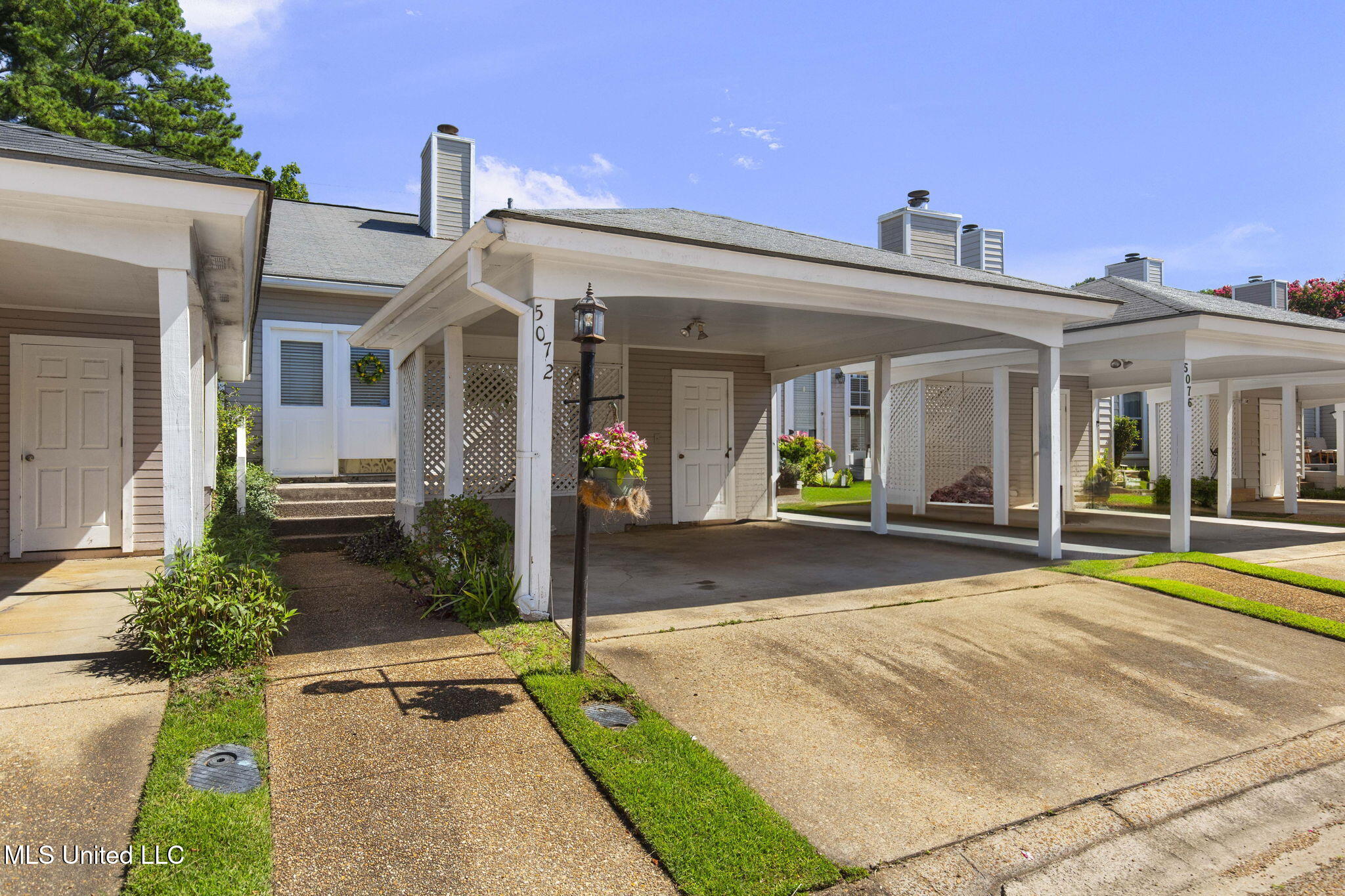 5072 Shadow Ridge Jackson, MS 39211 - Photo 3 of 31 1-web-or-mls-5072 Harling-1