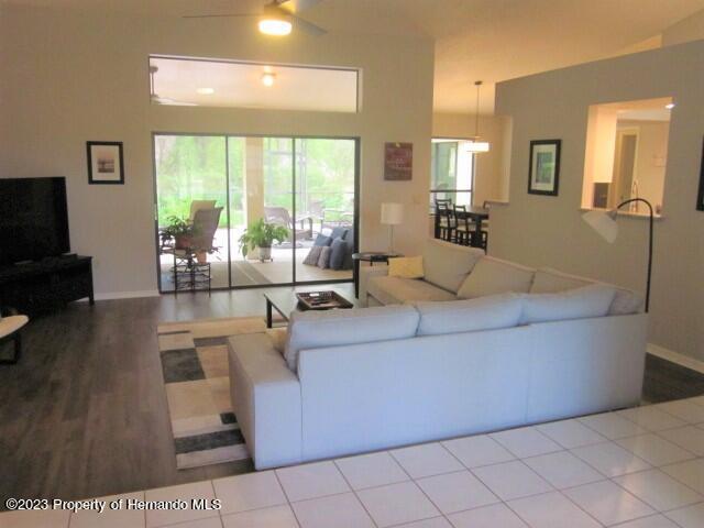 2068 Brigadier Drive Spring Hill, FL 34608 - Photo 5 of 39 IMG_1291
