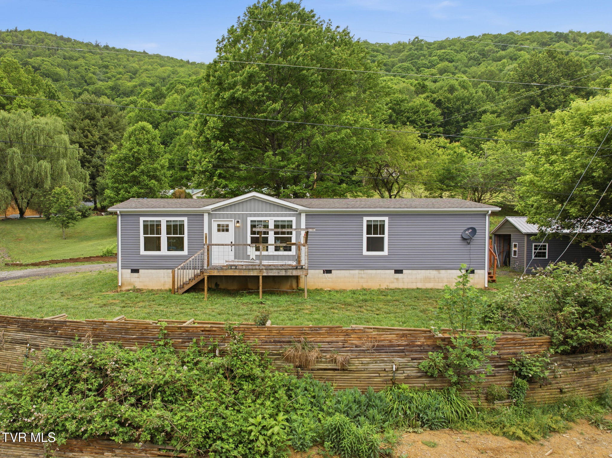 1479 Poga Road Butler, TN 37640 - Photo 20 of 31 main exterior