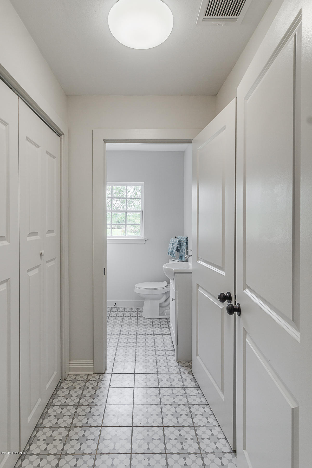 2012 Savoy Road Youngsville, LA 70592 - Photo 22 of 34 2012 Savoy Rd-9551