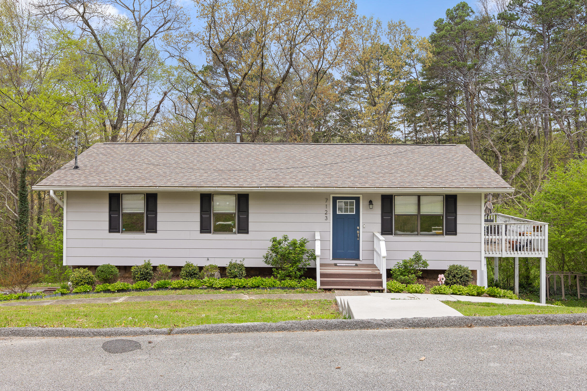 7123 Cane Hollow Road(3)