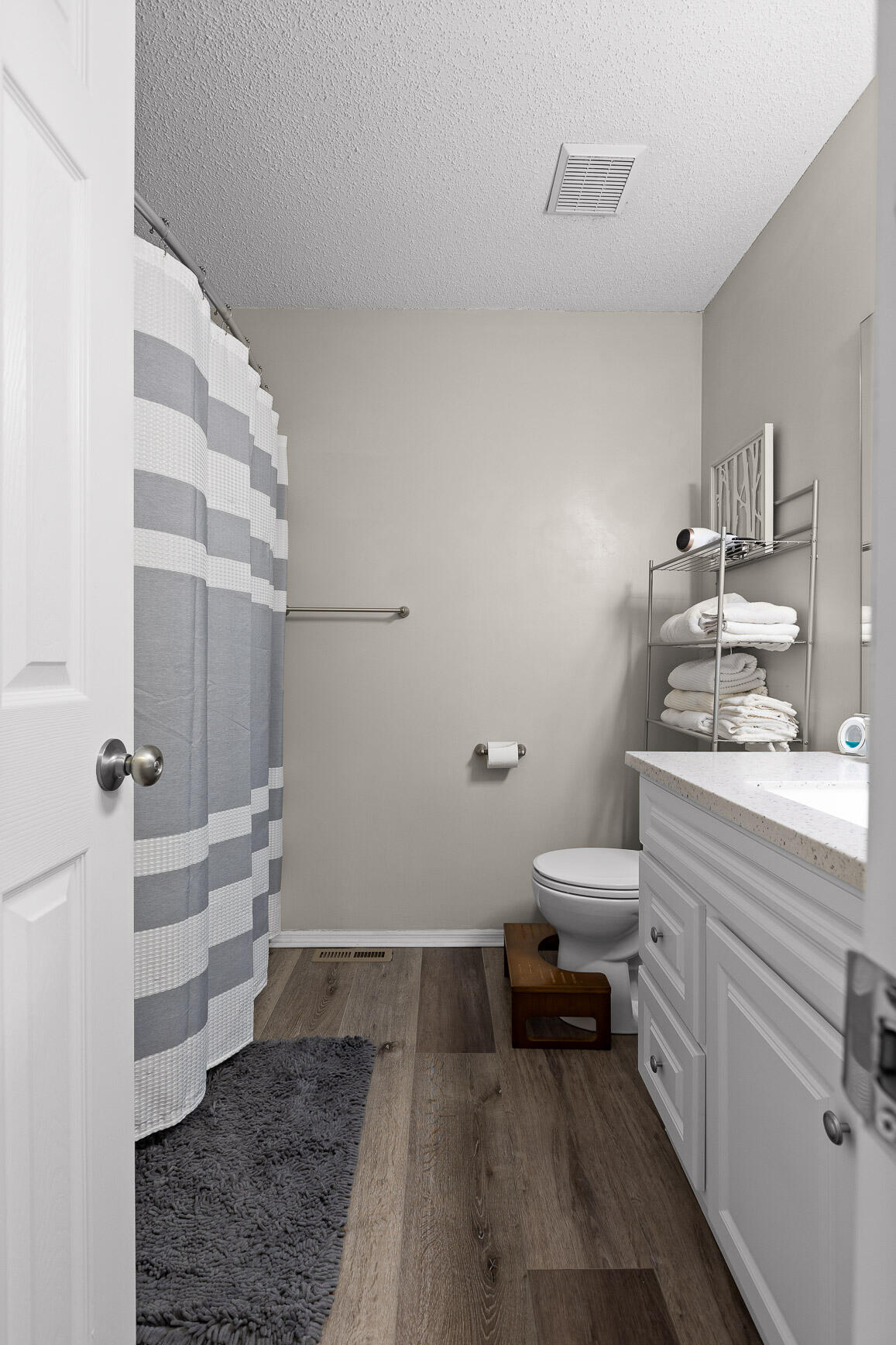 7123 Cane Hollow Road Hixson, TN 37343 - Photo 22 of 30 Bathroom