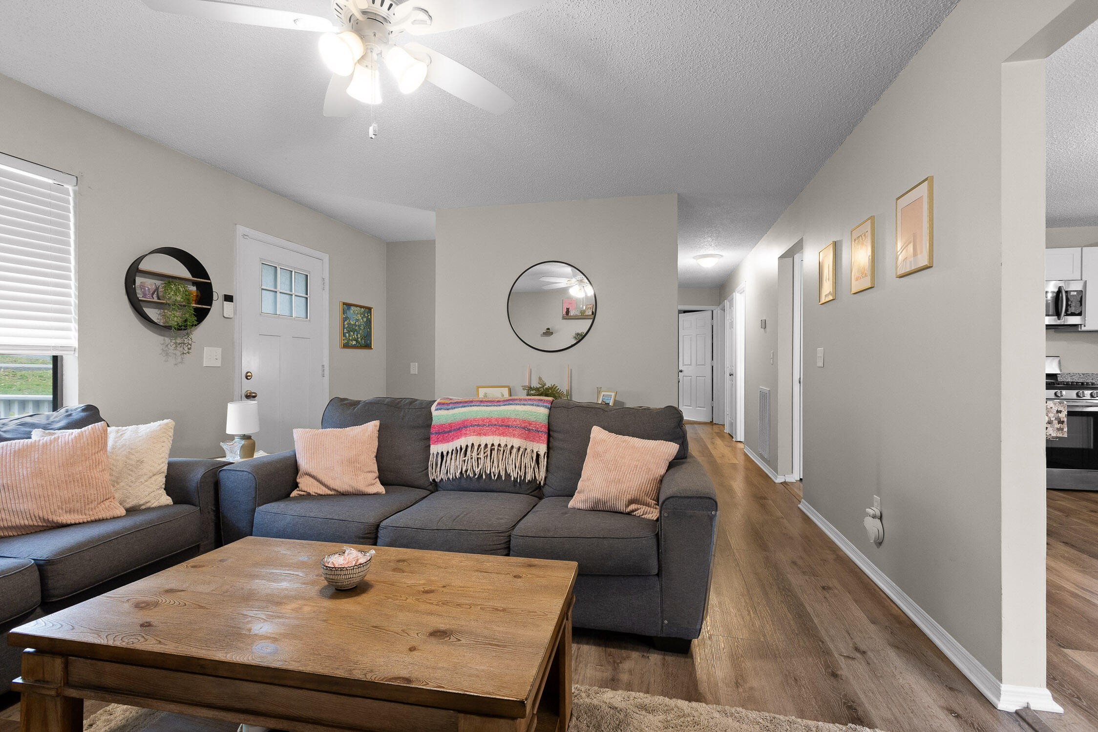 7123 Cane Hollow Road Hixson, TN 37343 - Photo 8 of 30 Living Room