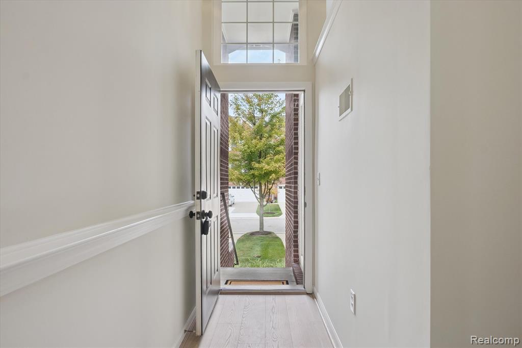 545 Cherry Orchard Road Canton, MI 48188 - Photo 4 of 42