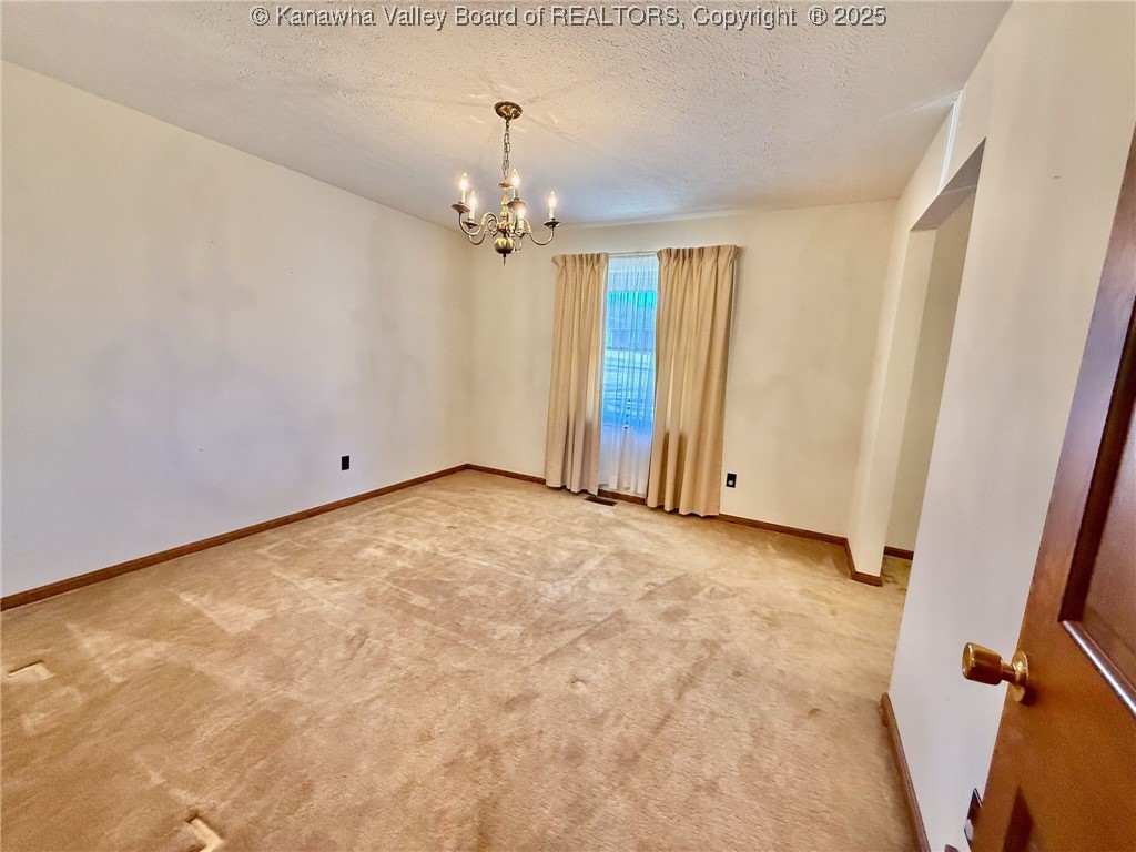 207 Pinewoods Drive Ripley, WV 25271 - Photo 11 of 40 Gallery Image 11