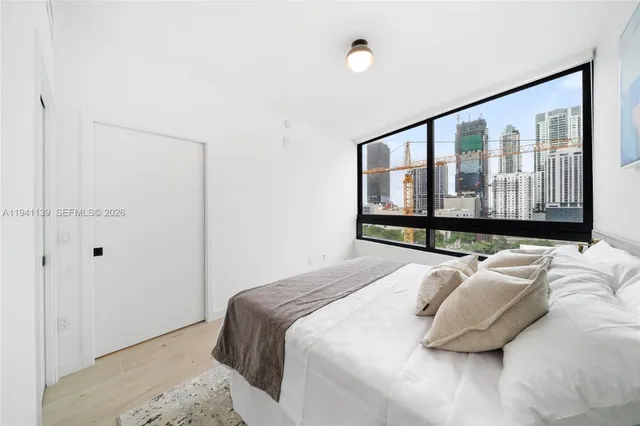 $2,800 | 225 North Miami Avenue, Unit 1207, Miami, FL 33128