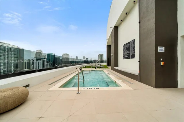 $2,800 | 225 North Miami Avenue, Unit 1207, Miami, FL 33128