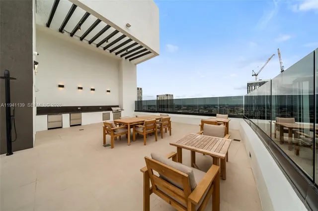 $2,800 | 225 North Miami Avenue, Unit 1207, Miami, FL 33128