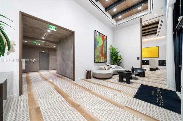 $2,800 | 225 North Miami Avenue, Unit 1207, Miami, FL 33128