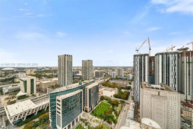 $2,800 | 225 North Miami Avenue, Unit 1207, Miami, FL 33128