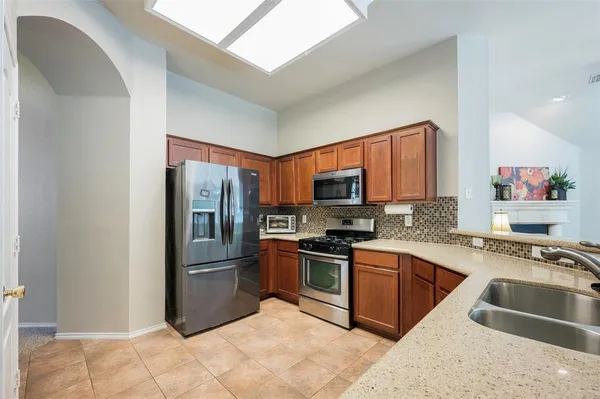 $375,000 | 3002 Blake Street, Corinth, TX 76210