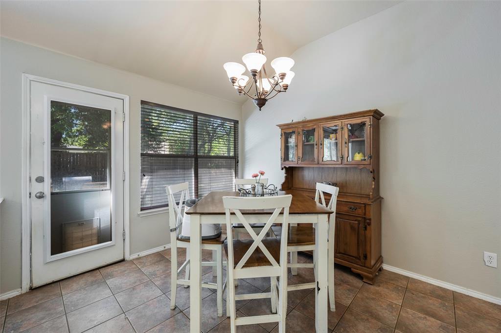 3002 Blake Street Corinth, TX 76210 - Photo 10 of 26