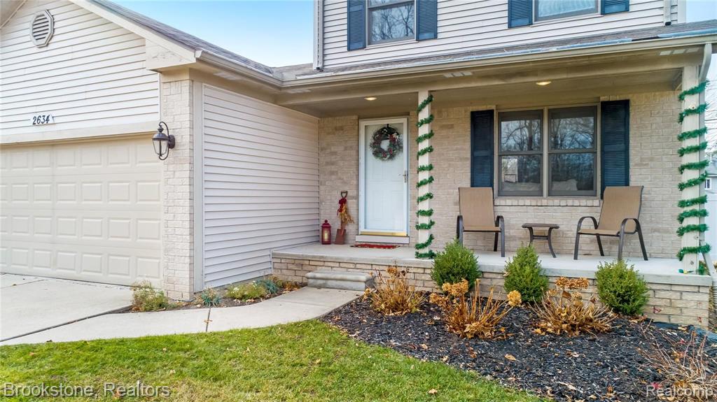 2634 Simpson Drive Rochester Hills, MI 48309 - Photo 2 of 37