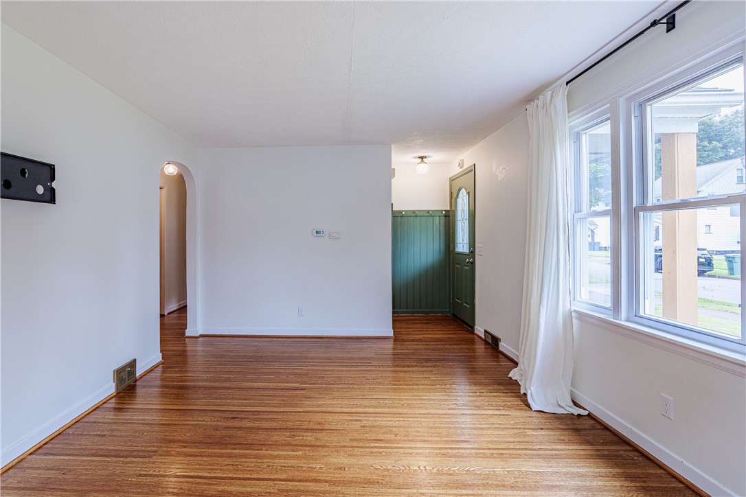 132 Presque Street Rochester, NY 14609 - Photo 9 of 49