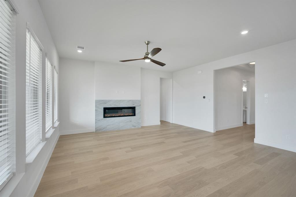 4308 Laurel Trail Midlothian, TX 76065 - Photo 9 of 24
