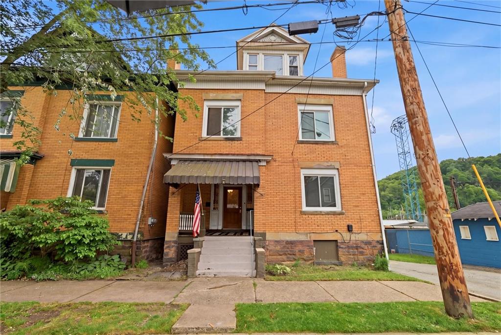 305 3rd Street Freeport, PA 16229 - Photo 1 of 38