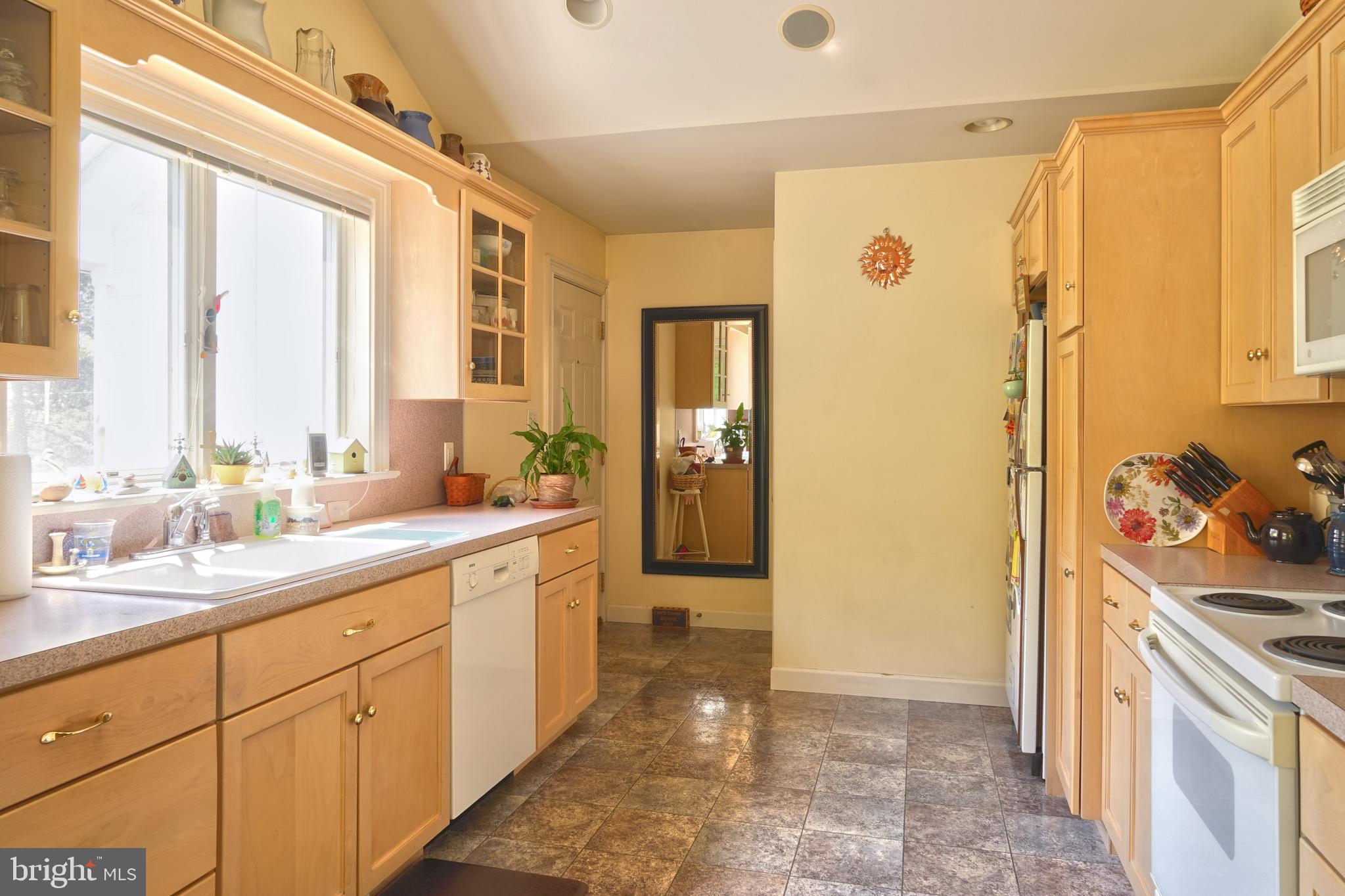 47 Newport Road Gap, PA 17527 - Photo 7 of 25 Gallery Image 7