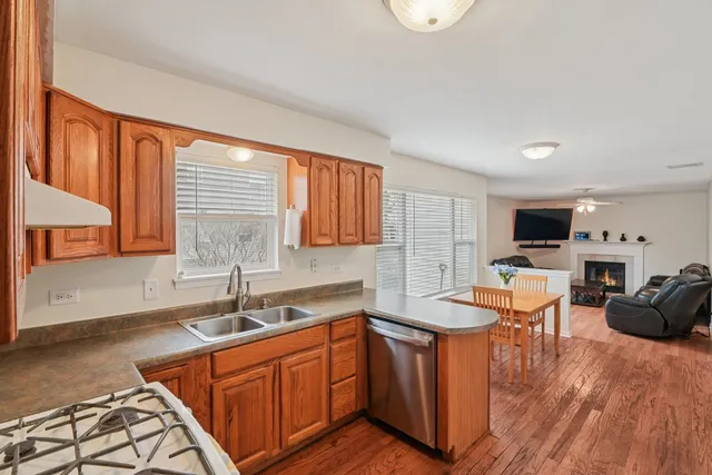 $365,000 | 15931 McClellan Avenue, Plainfield, IL 60544