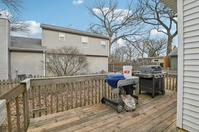 $365,000 | 15931 McClellan Avenue, Plainfield, IL 60544