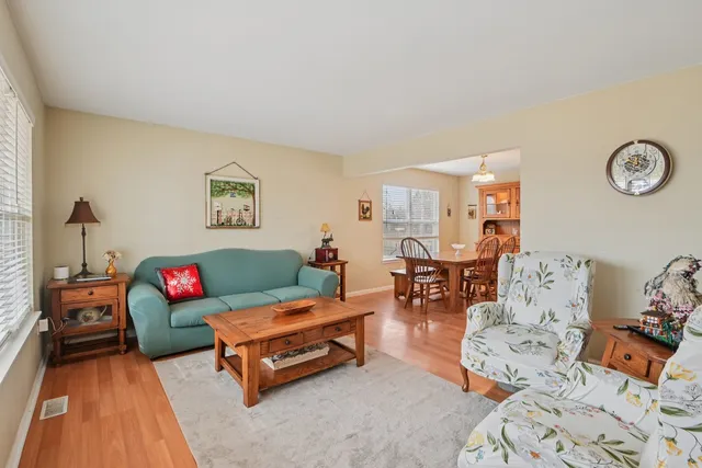 $365,000 | 15931 McClellan Avenue, Plainfield, IL 60544