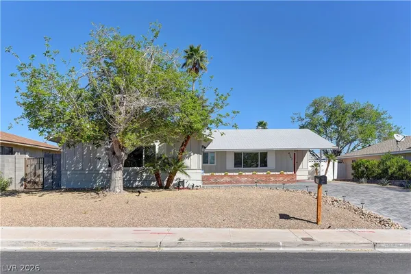 $2,695 | 4342 Powell Avenue, Las Vegas, NV 89121