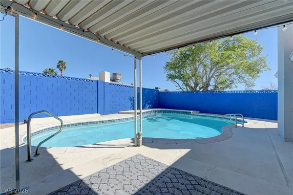 $2,695 | 4342 Powell Avenue, Las Vegas, NV 89121