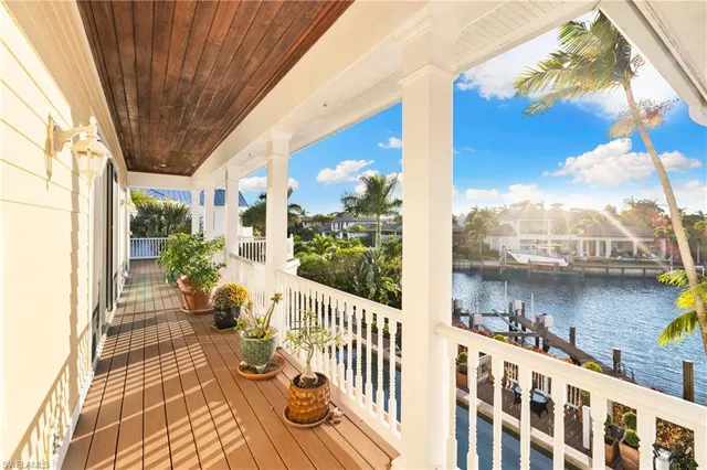 $6,995,000 | 2170 Marina Drive, Naples, FL 34102