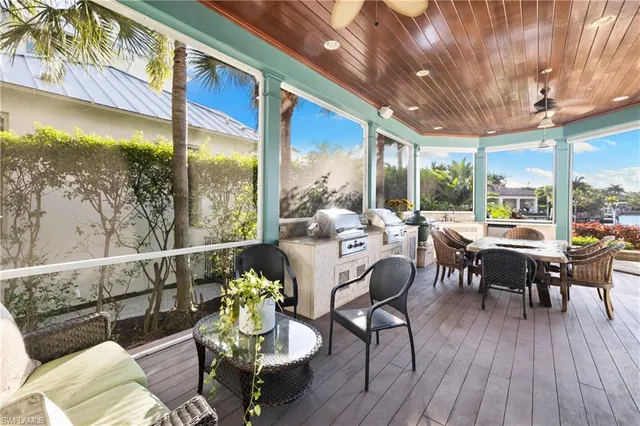 $6,995,000 | 2170 Marina Drive, Naples, FL 34102