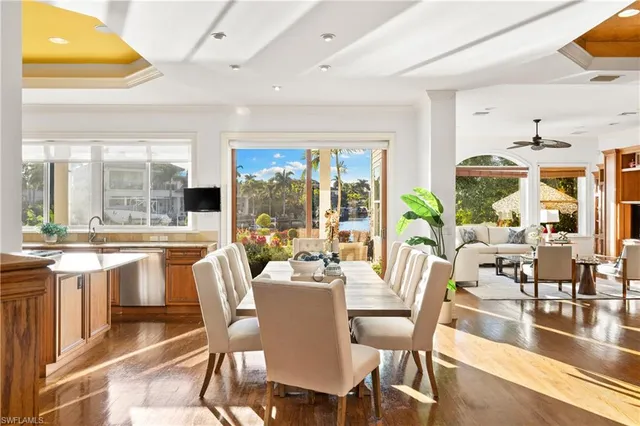 $6,995,000 | 2170 Marina Drive, Naples, FL 34102