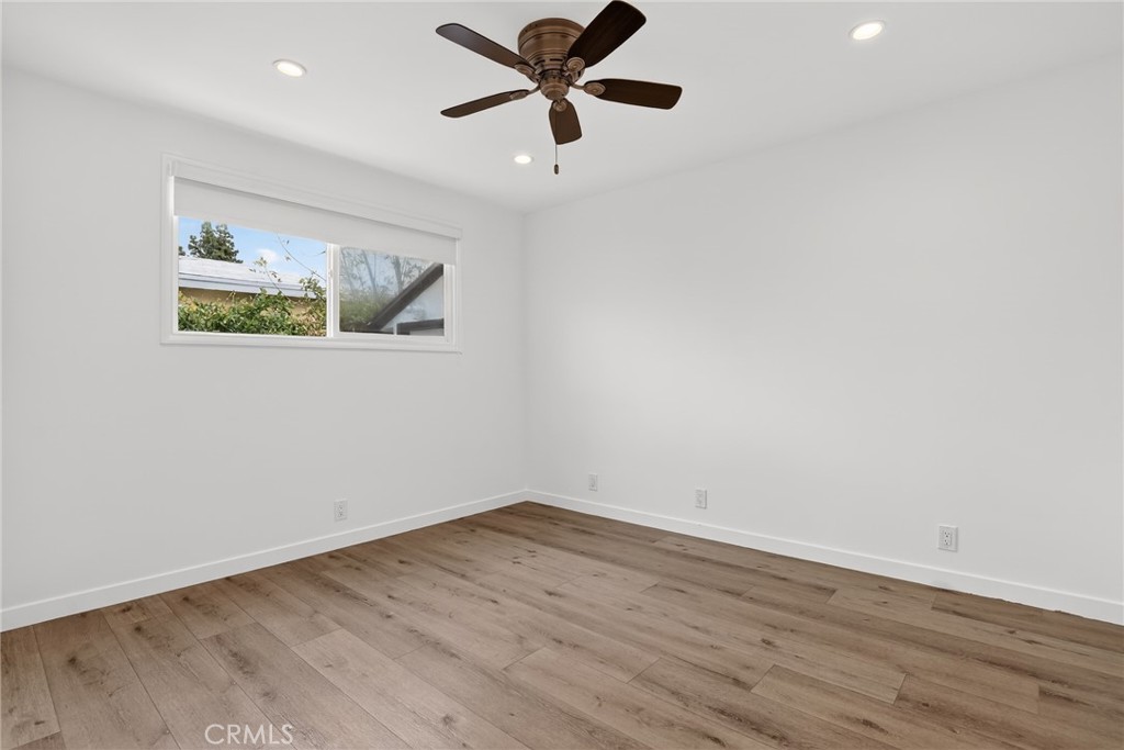 6565 Randi Avenue Woodland Hills, CA 91303 - Photo 15 of 20