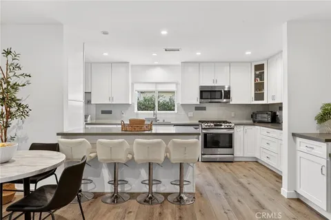 $989,000 | 6565 Randi Avenue, Woodland Hills, CA 91303