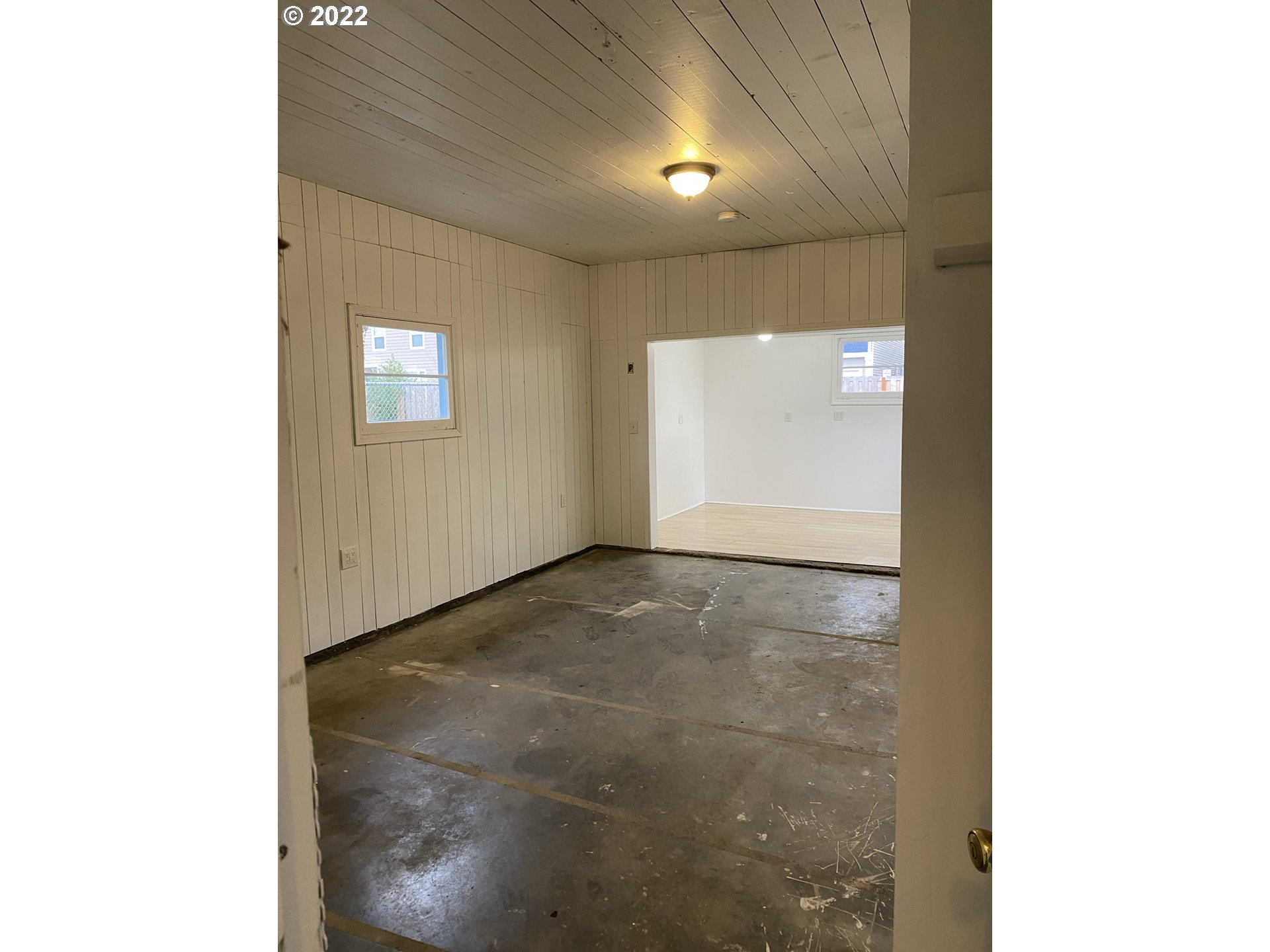 15725 Southeast Stark Street Portland, OR 97233 - Photo 25 of 28