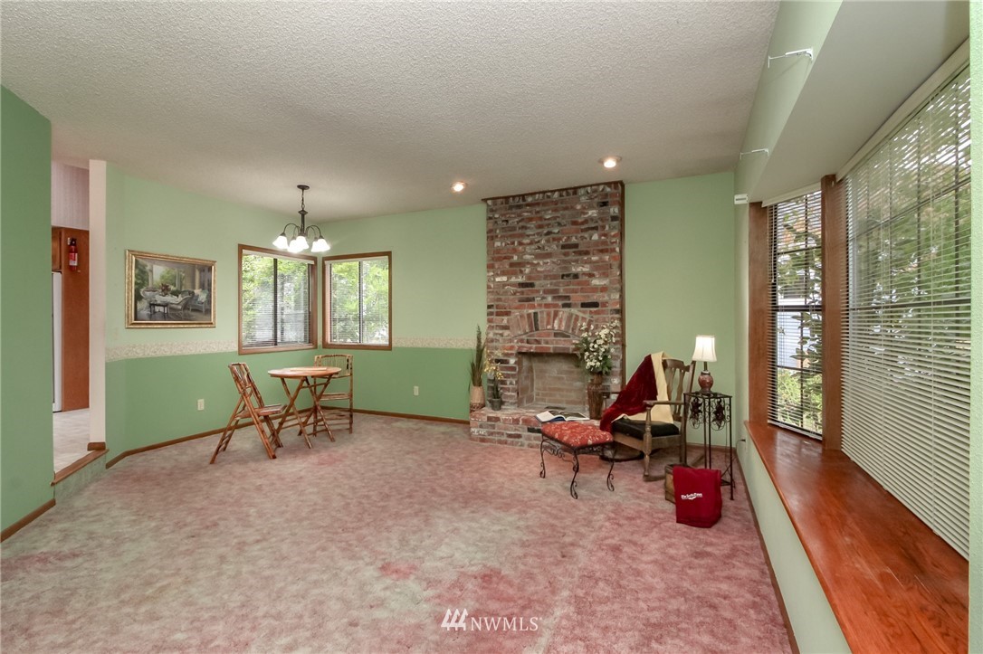 1720 Shattuck Avenue South Renton, WA 98055 - Photo 5 of 24 Gallery Image 5