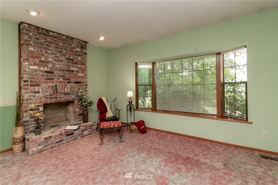 1720 Shattuck Avenue South Renton, WA 98055 - Photo 6 of 24 Gallery Image 6