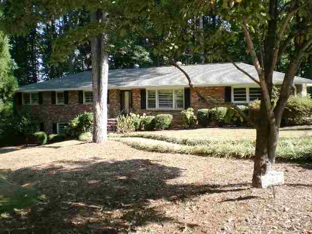 905 Canterbury Road Anderson, SC 29621 - Photo 1 of 17
