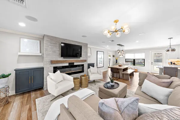 $750,000 | 313 James Street, Boerne, TX 78006