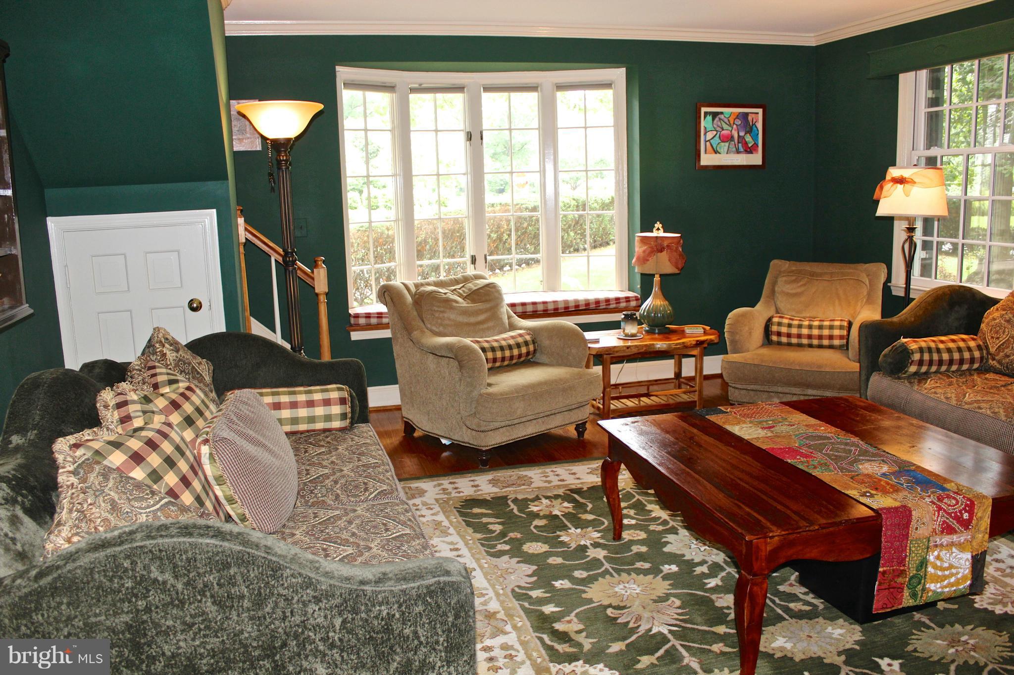 11 Aintree Road Baltimore, MD 21286 - Photo 15 of 30 Family Room