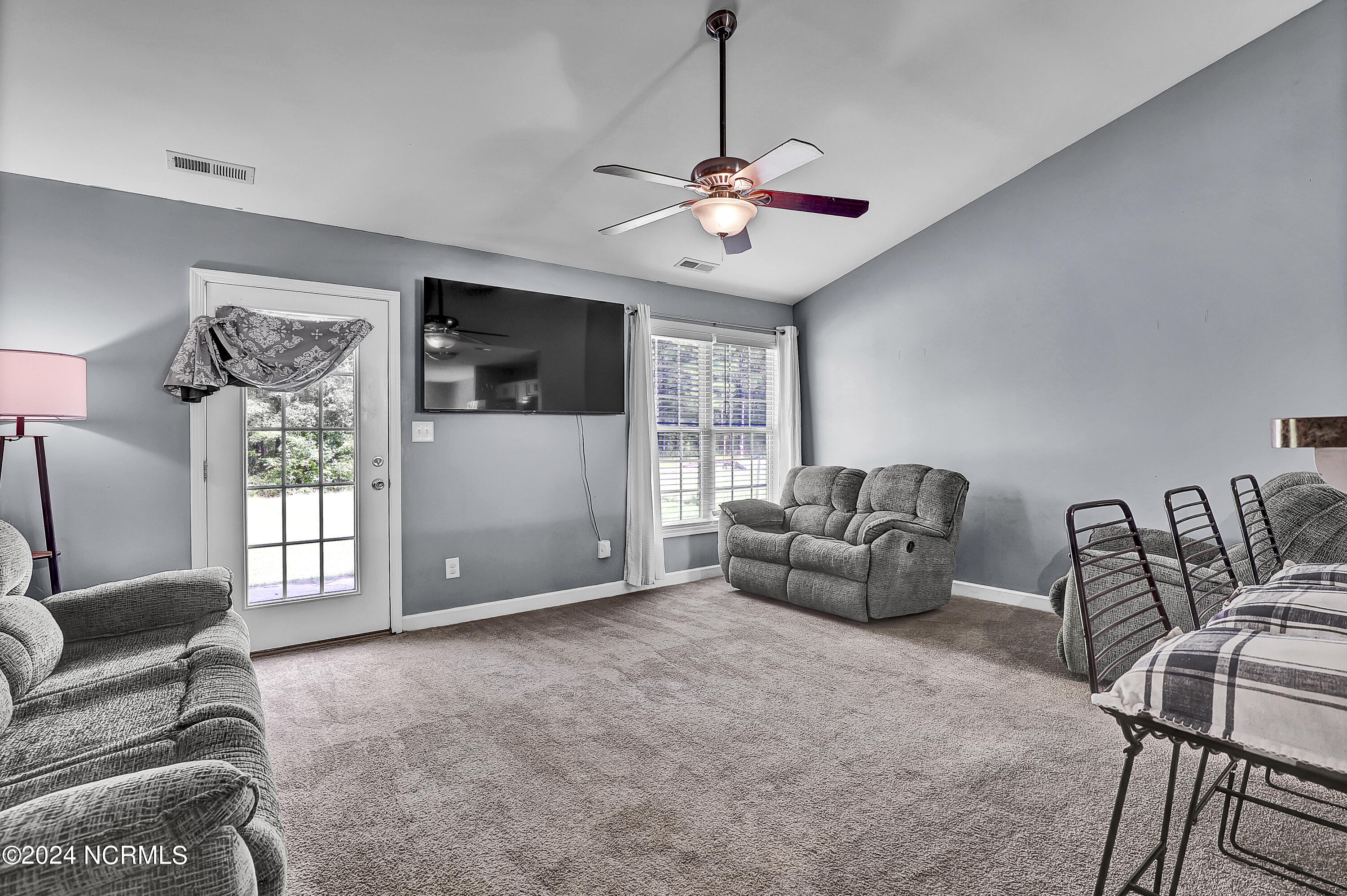 107 Courtney Pines Road Maple Hill, NC 28454 - Photo 9 of 23 6G8A1857