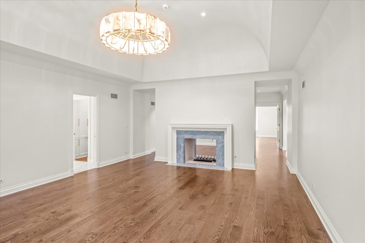 81 Locust Road Winnetka, IL 60093 - Photo 54 of 106 Gallery Image 54