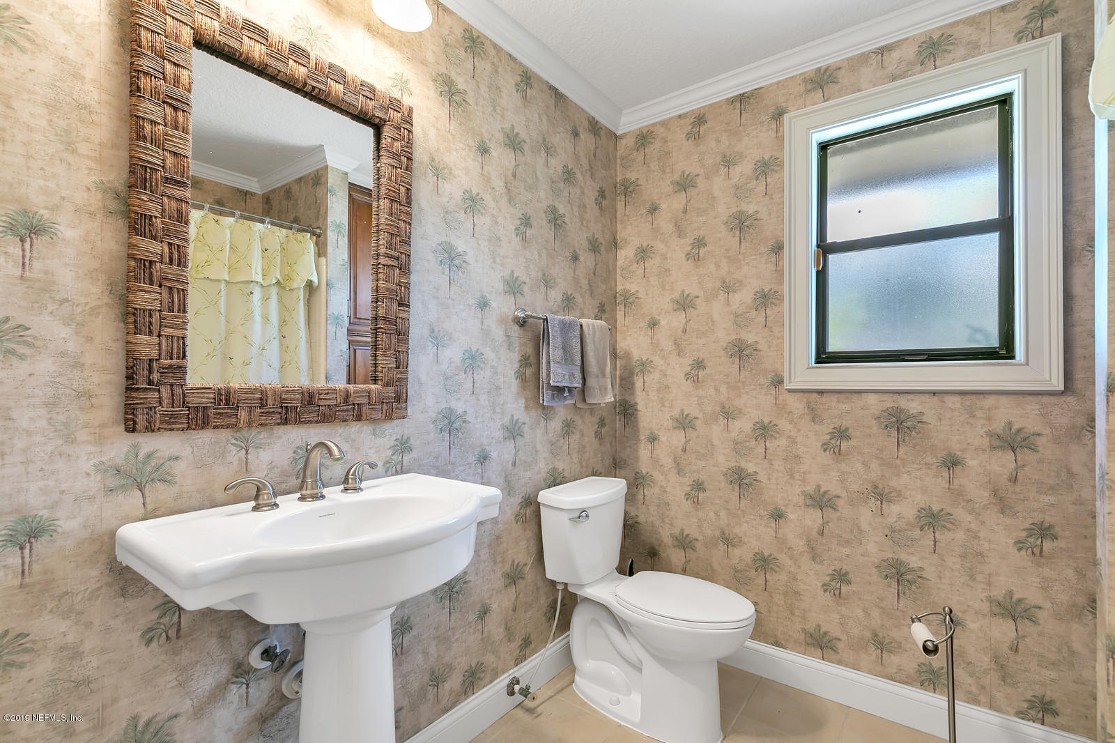 10306 Autumn Valley Road Jacksonville, FL 32257 - Photo 22 of 31 Guest Bath