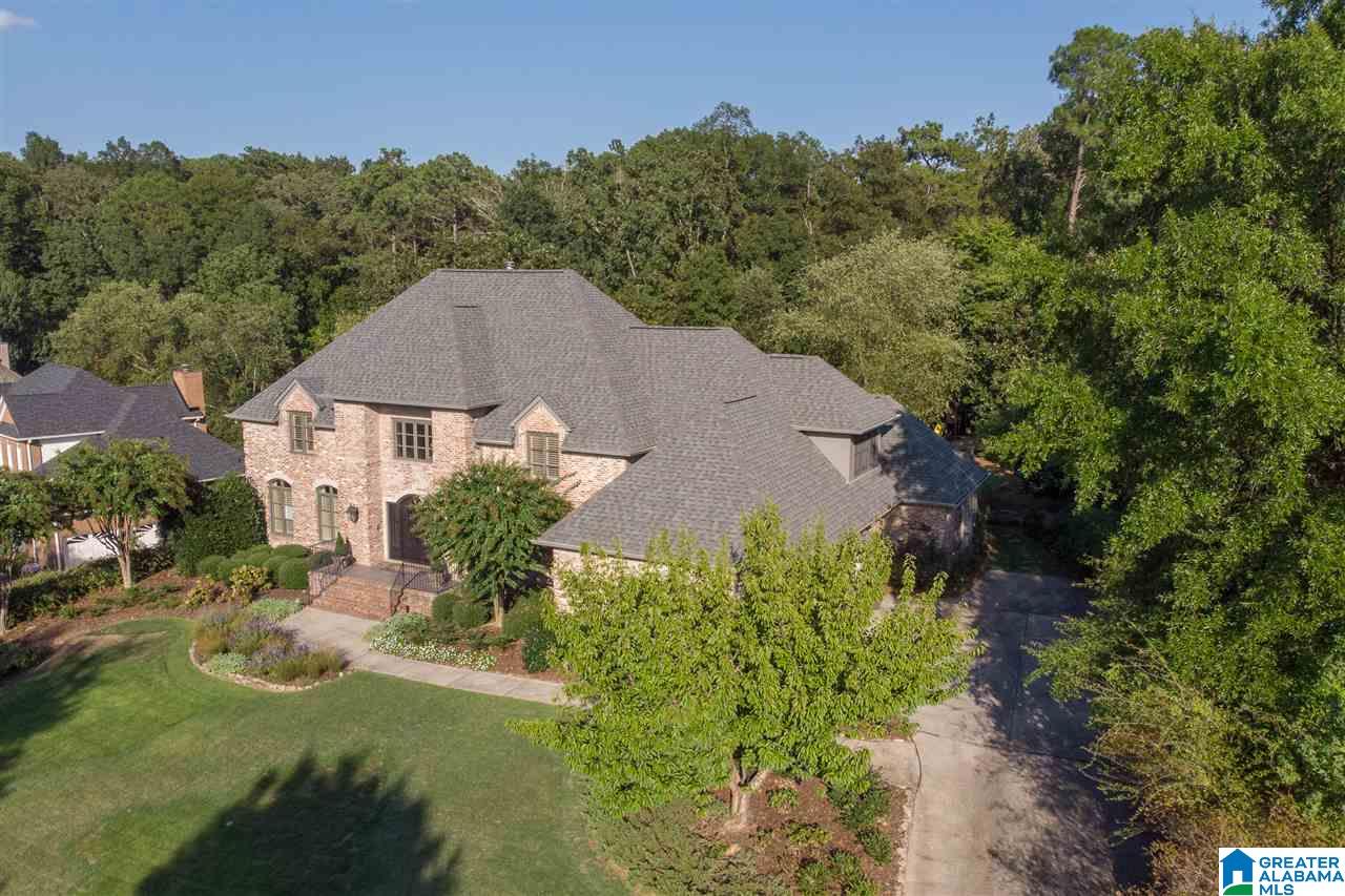 2048 Magnolia Ridge Birmingham, AL 35243 - Photo 2 of 50