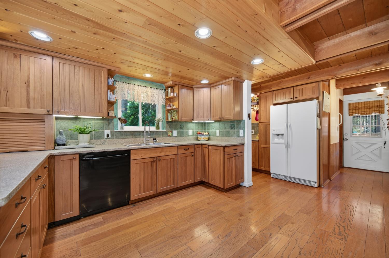 6193 Speckled Road Pollock Pines, CA 95726 - Photo 16 of 71