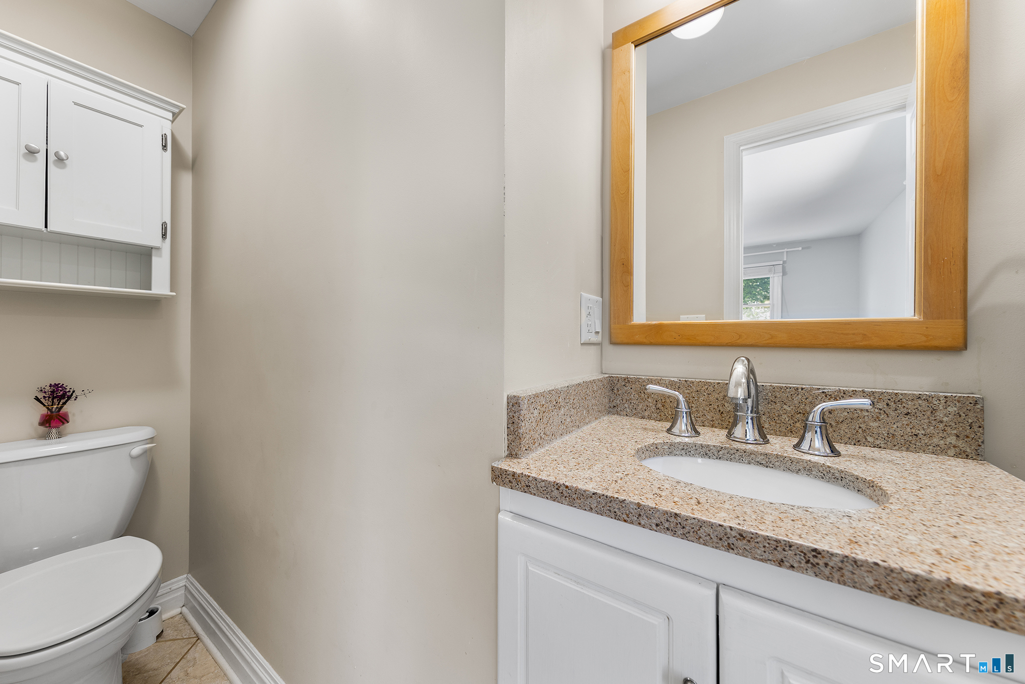 1710 Stratfield Road Fairfield, CT 06825 - Photo 21 of 40